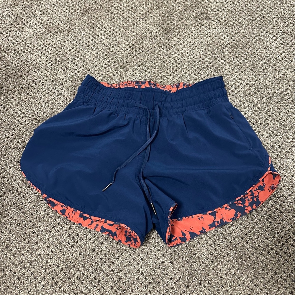 Lululemon choose a side reversible running shorts